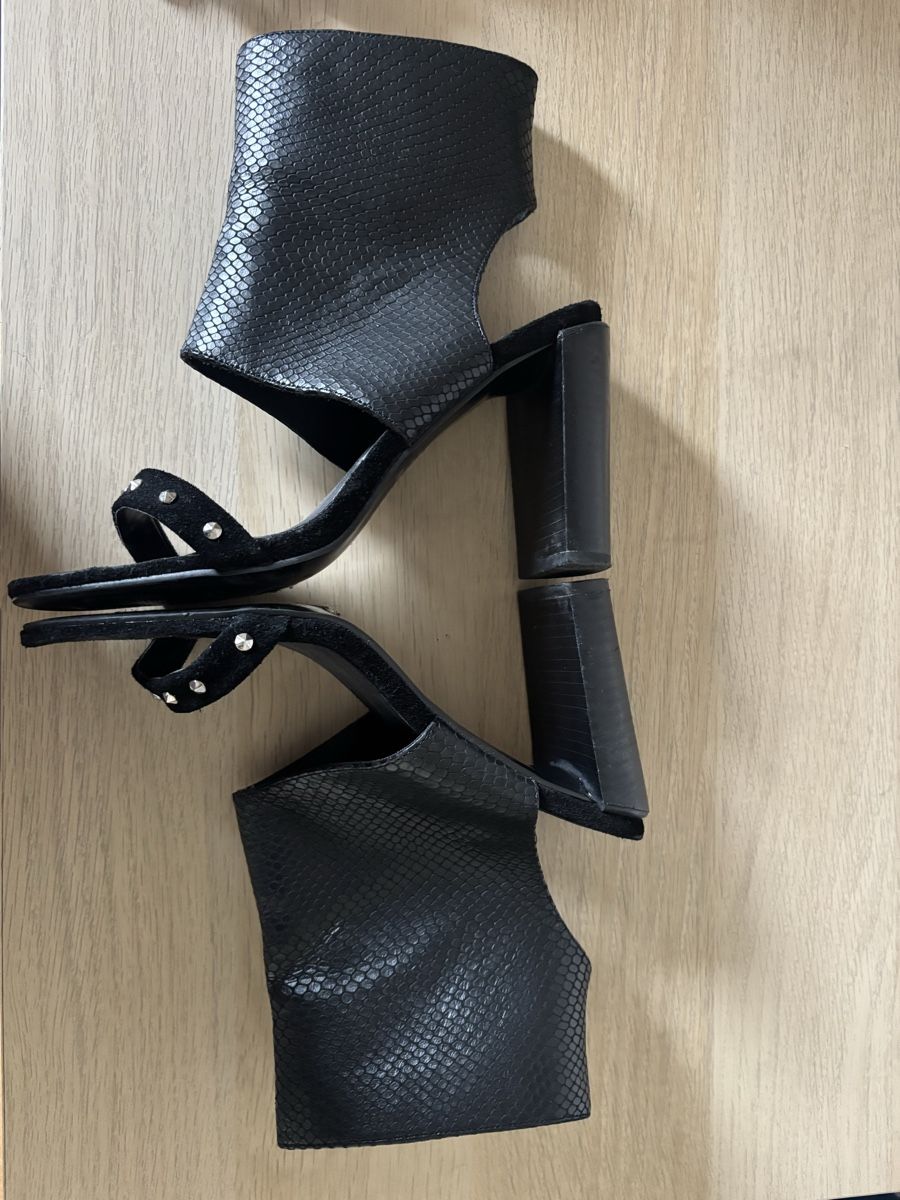 Zara Damenschuhe: Chaussures morgan et Zara compensées  – Gebraucht aus Troistorrents von gag_k7q6 1