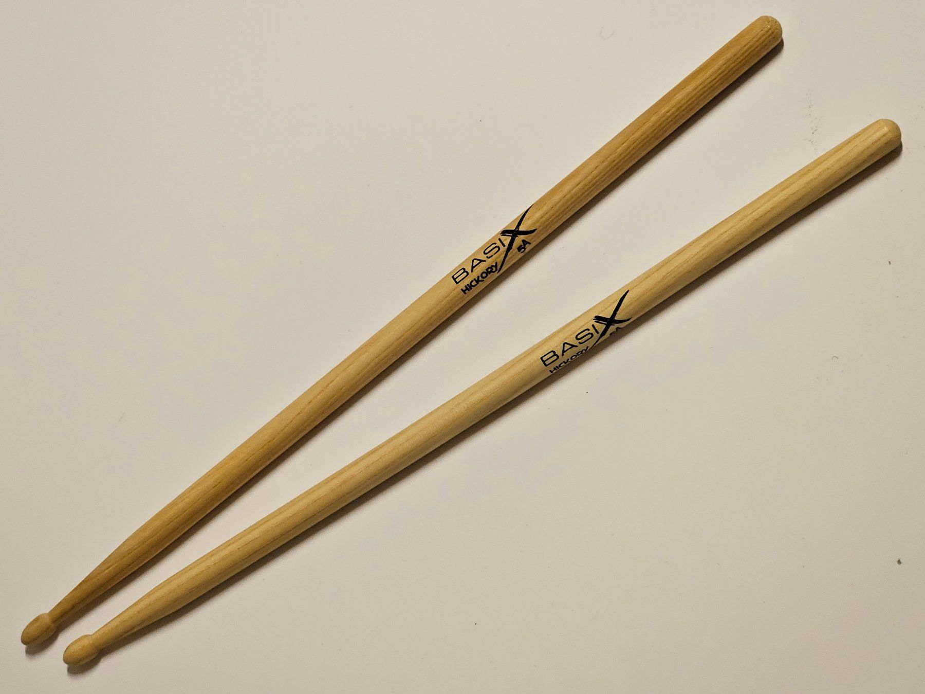 Musikinstrumente: 1 Paar Trommel-Schlegel BASIX 5 A Hickory – Neu und originalverpackt aus Wöschnau von Musikhaus-Luethy5012 2