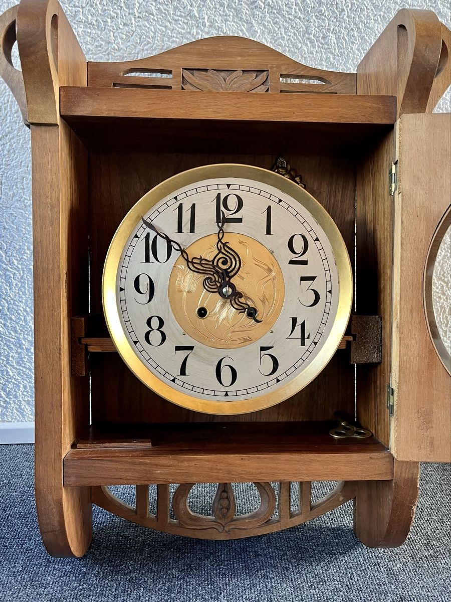 Orologi da terra & Orologi da parete: Antike Jugendstil Wanduhr – Usato da Kriens venduto da Bangkapi 2
