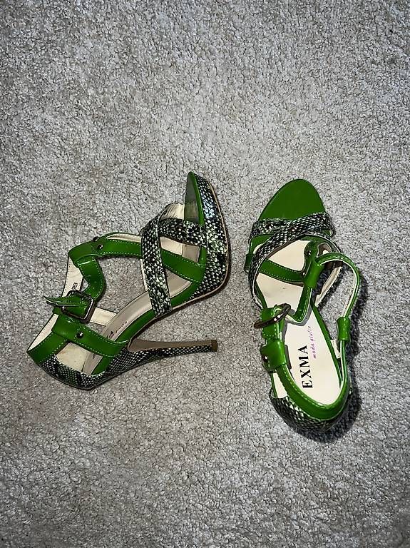 Scarpe da donna: Absatzschuhe grün, Gr. 37 – Usato da Berg TG venduto da LilBobaa 1