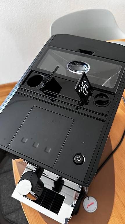 Jura Machines à café & Machines à expresso: Jura A100 schwarz ab Service – D'occasion à Zürich par borbos 1