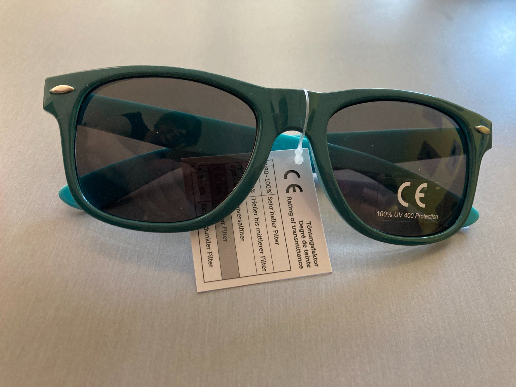 Occhiali & Lenti: Sonnebrille AXA dunkelgrün mit Etui – Nuovo e nell'imballaggio originale da Obfelden venduto da miau68 1