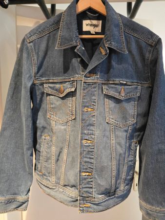 Wrangler Jeans Jacke Gr M wie Neu