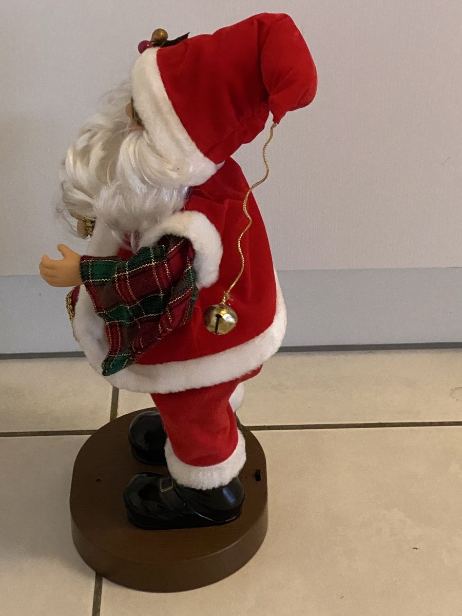 Statuette: Singender Weihnachtsmann / Samichlaus / St. Nikolaus – Usato da Dietlikon venduto da Trukaip 3