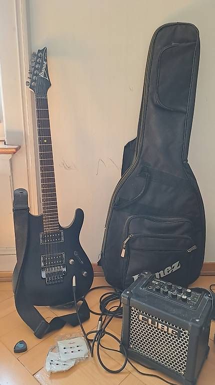 Instruments de musique: Ibanez E-Gitarre – D'occasion à St. Gallen par mar_6h72