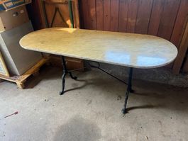 Marmortisch oval mit Eisenfuss gebraucht, Nr 15