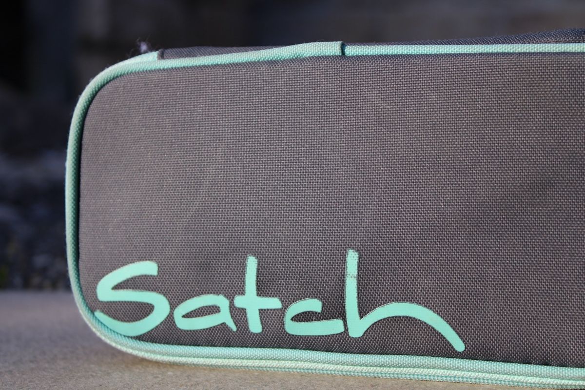 Satch Zaini: Satch Schulrucksack Set – Usato da Unterkulm venduto da Chipsi0709 5