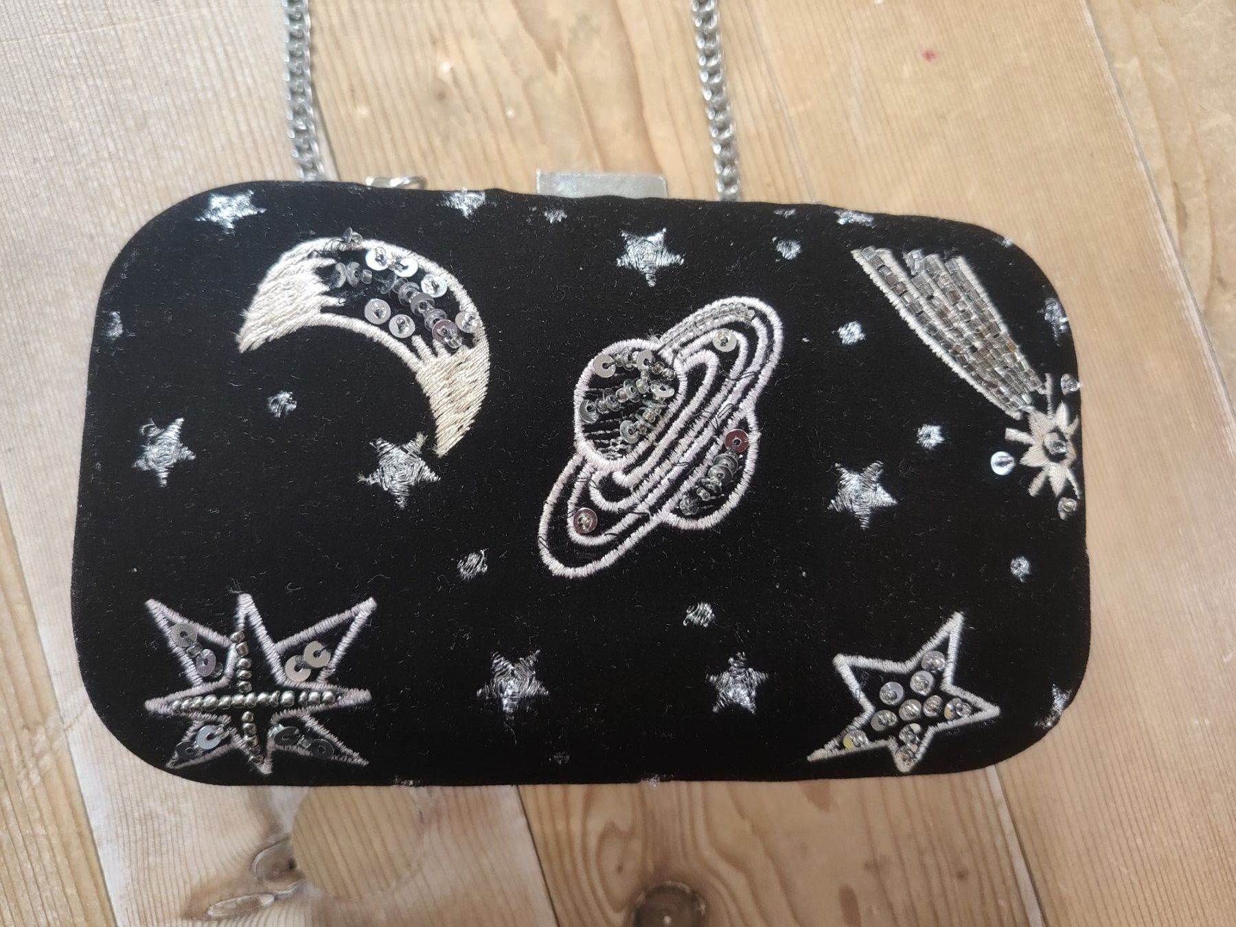 Borse da donna: Bestickte Samt-Clutch Sternenhimmel – Usato da Uster venduto da jul_8jwz 1