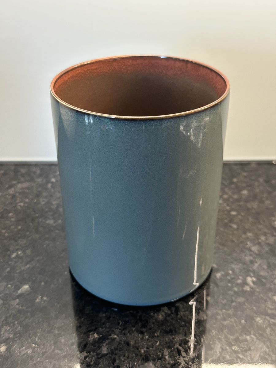 Vasen & Gefässe: Blumenvase rustikal grau – Gebraucht aus Zürich von von_7vbl