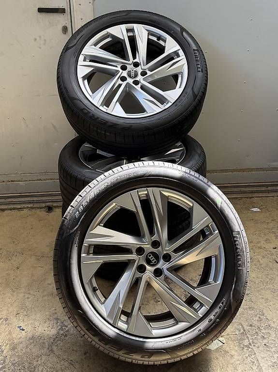 Pneumatici & Ruote complete: Sommerräder Audi Q8/Q7 – Usato da Arbon venduto da Punt_31