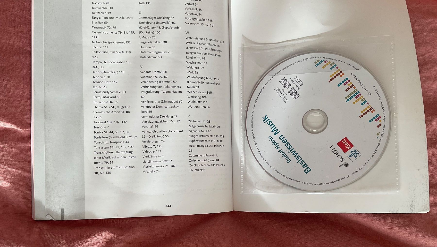 Libri: Basiswissen Musik Klett Schulbuch – Usato da Zürich venduto da asterix-08 2