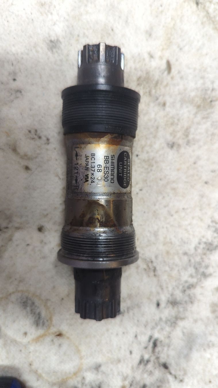 Shimano Pezzi di ricambio: Shimano BB-ES30 – Usato da Gland venduto da nue_slk7