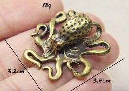 Octopus / Tintenfisch aus Messing