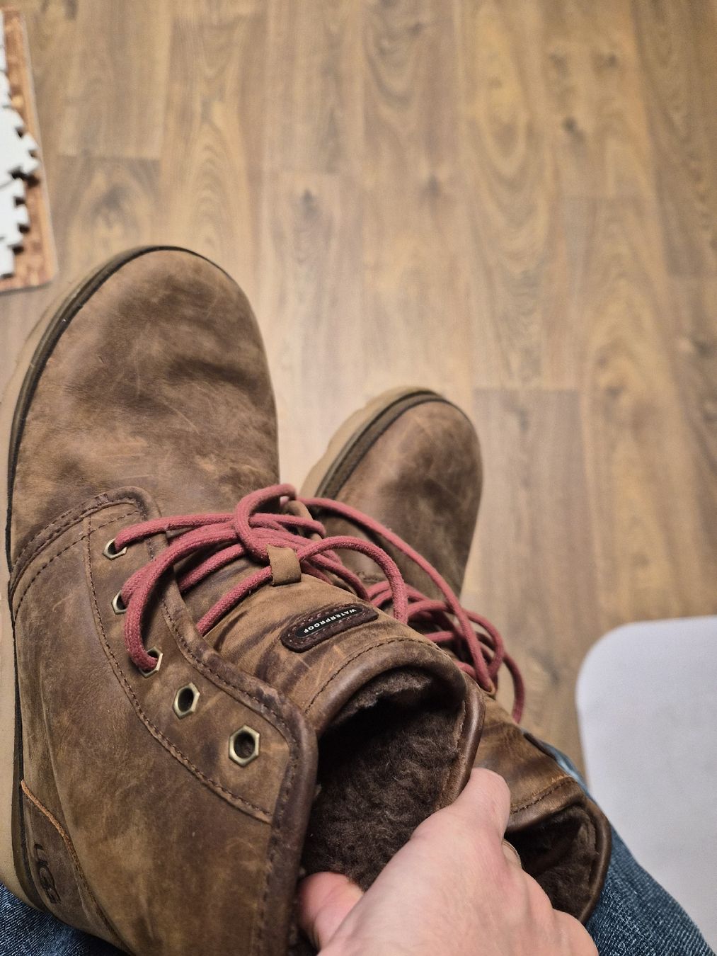 Ugg Scarpe da uomo: UGG Boots brown leather size 42 new – Nuovo (secondo la descrizione) da Maur venduto da Sofi___ 2
