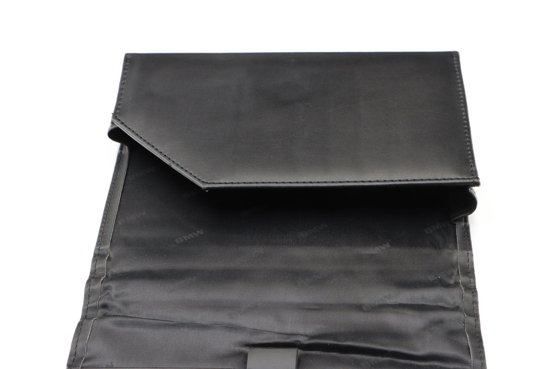 BMW Alle Autoersatzteile: BMW M3 E92 Original Handbuch Leder Bordmappe 2007 – Gebraucht aus Bühl b.Aarberg von Collectorpassions 3