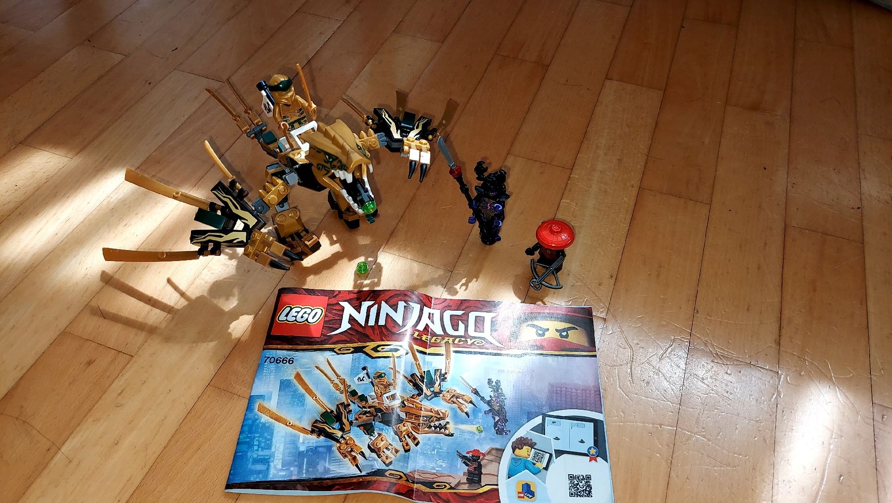 Lego Kit di costruzioni: Lego Ninjago 70666 – Nuovo (secondo la descrizione) da Lausanne venduto da F.Kim.13