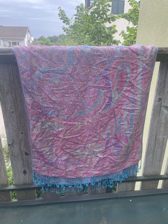 Beautiful paisley scarf, perfect for summer evenings!
