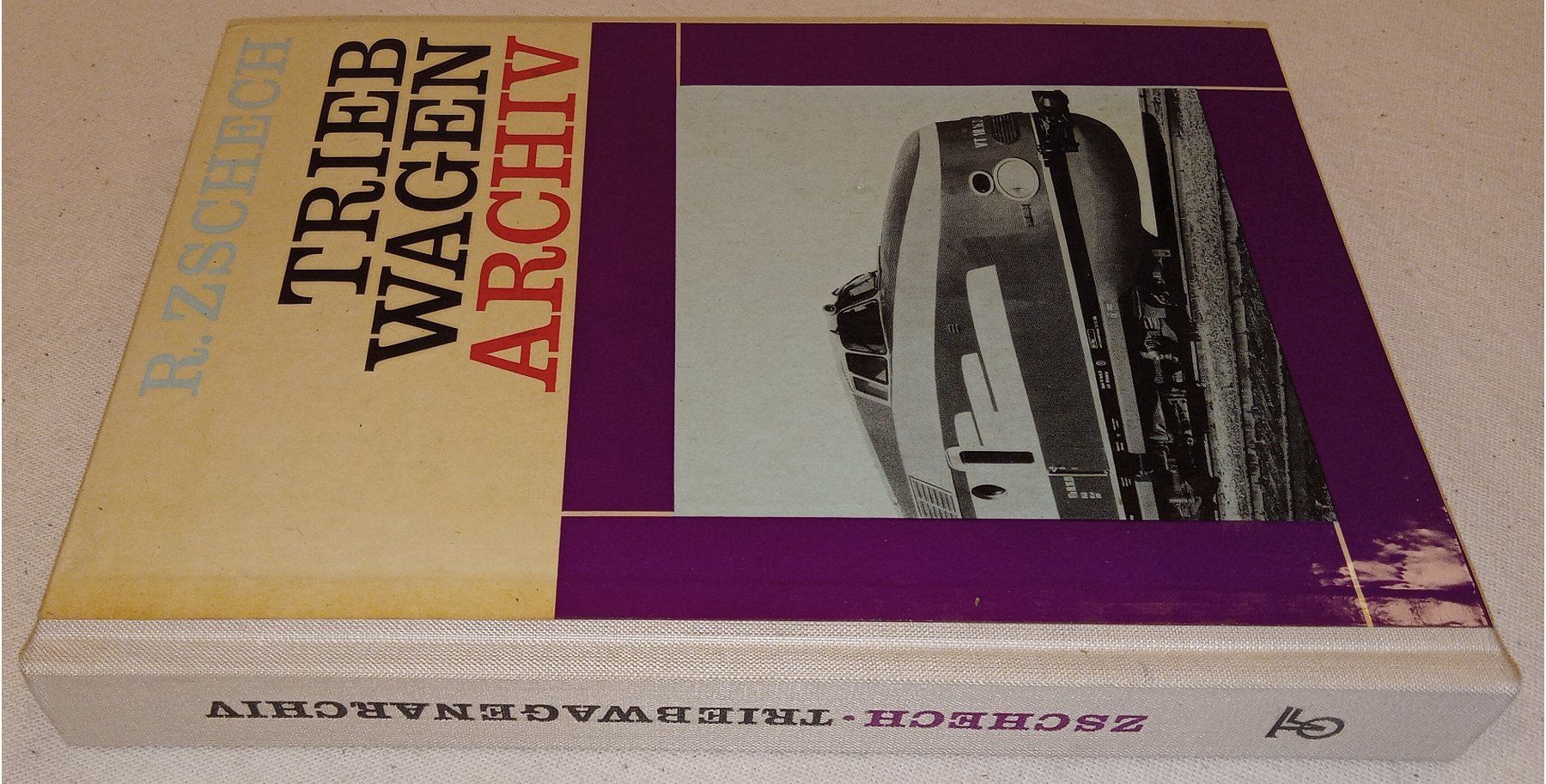Libri: TRIEBWAGEN ARCHIV 1966  Transpress VEB Verlag Berlin – Usato da Hätzingen venduto da memory-lane