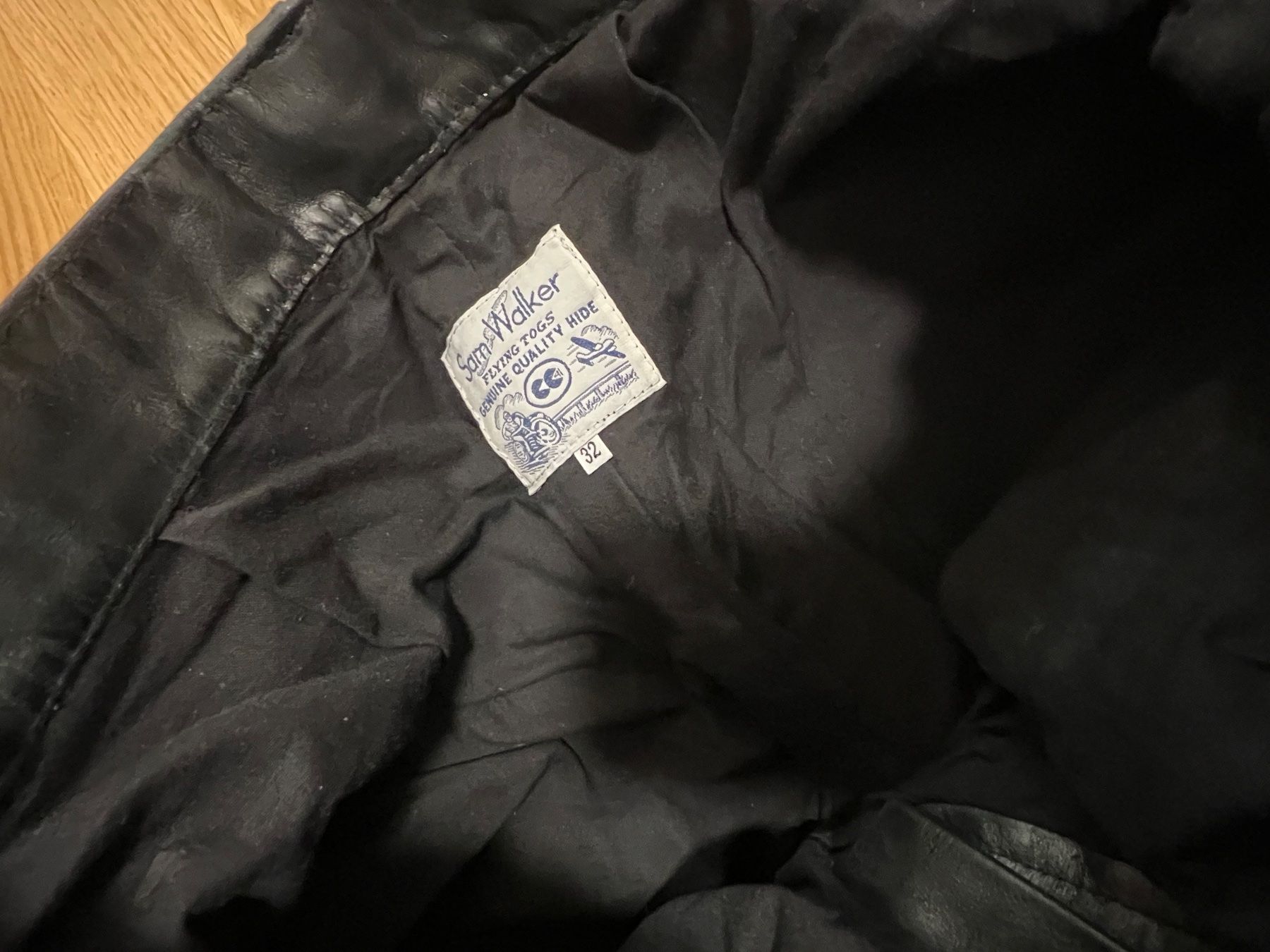 Pantaloni: Lederhosen mit Innenfutter, Sam Walker Flying Togs, Gr. 32 – Usato da Bäch SZ venduto da Pitstopp 4