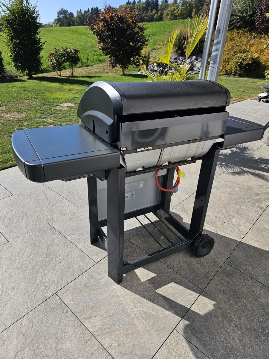 Grills: Gasgrill mit 3 Bränner – Gebraucht aus Roggwil BE von Eva_83 4