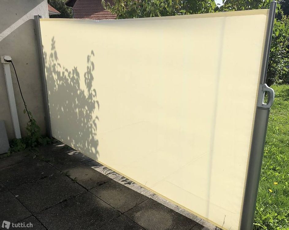 Praktisches Sonnen Windschutz zum ausziehen Kaufen auf Ricardo