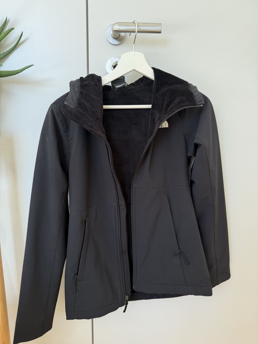 North Face Giacche: North Face Windwall Jacke Damen XS – Usato da Zürich venduto da FionaLuzia 1