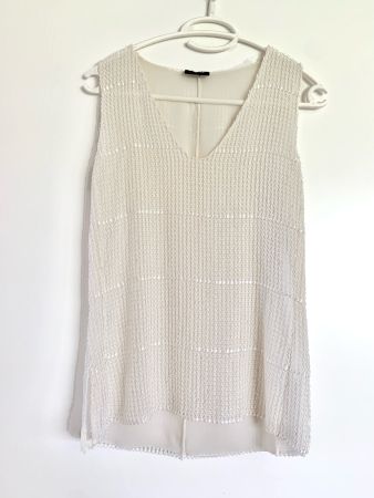 AKRIS - Seidenbluse mit Stickerei weiss