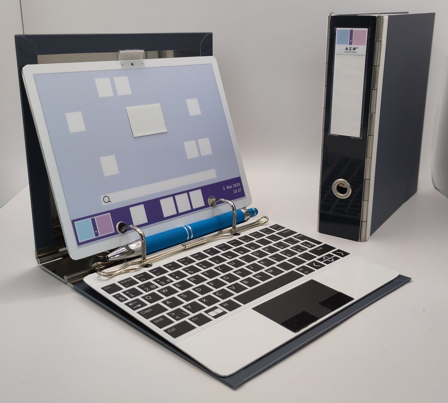 Staffe: NEU: Smartphone wird zum Mini-Laptop – Tech-Gadget – Nuovo e nell'imballaggio originale da Oeschgen venduto da AZW_GmbH