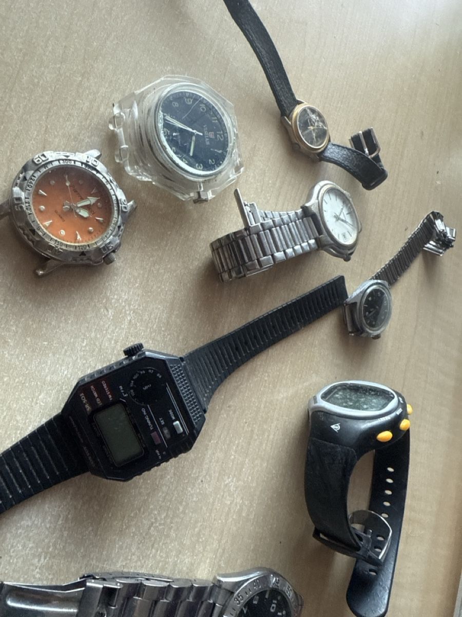 Orologi: Uhr – Difettoso da Horriwil venduto da Carrera68 3