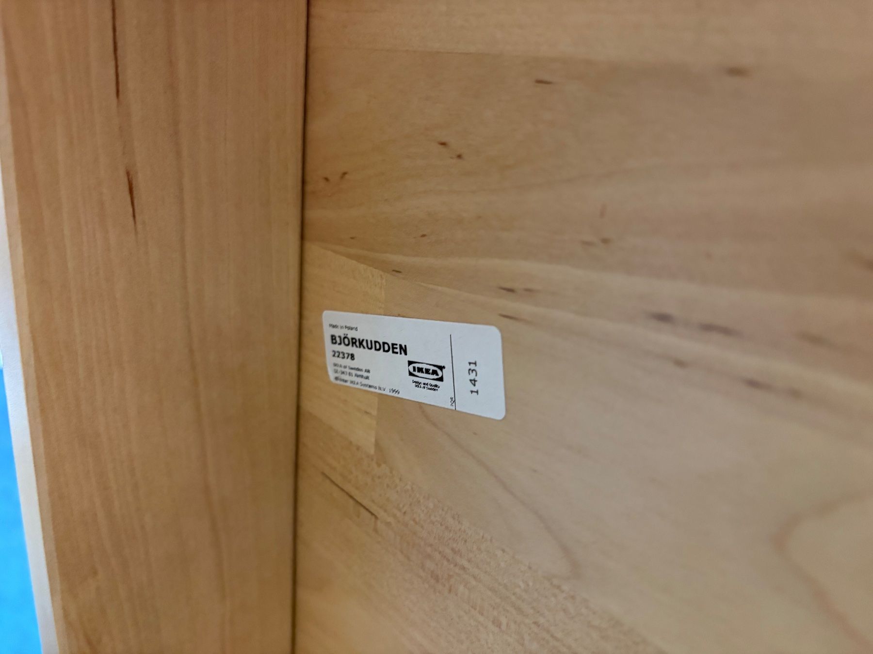 Ikea Tables: Bartisch IKEA BJÖRKUDDEN mit Rollen 70x70cm – D'occasion à Luzern par geko1291 1