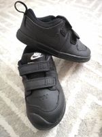 Neue, leichte nike Leder Schuhe gr. 25