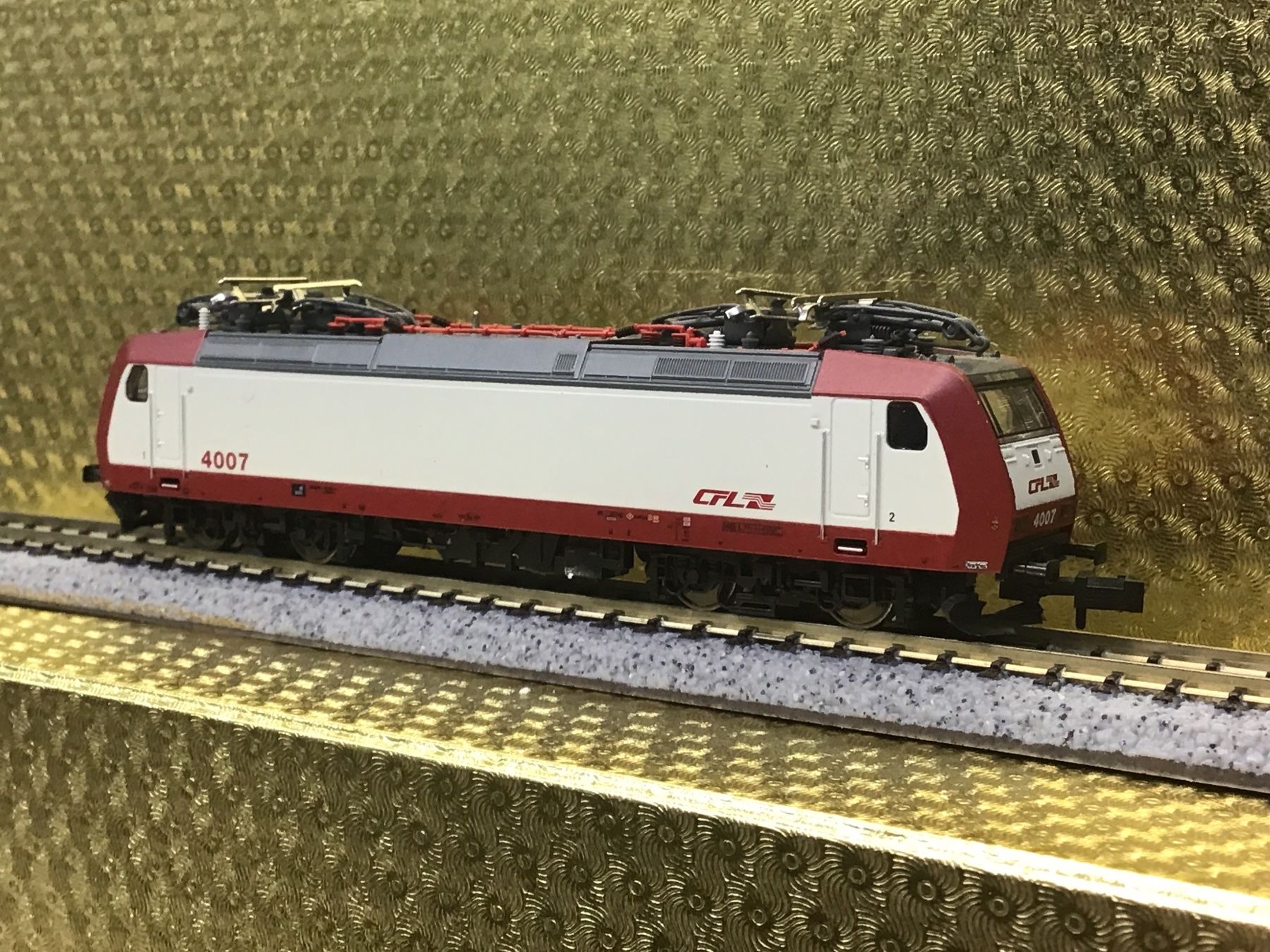 Trix Modellini di ferrovie: CFL Cargo 4007 MINITRIX N DIGITAL – Usato da Männedorf venduto da Spezial-Modelle 2