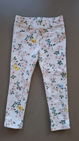 H&M Hosen Blumenprint Grösse 98 sehr guter Zustand