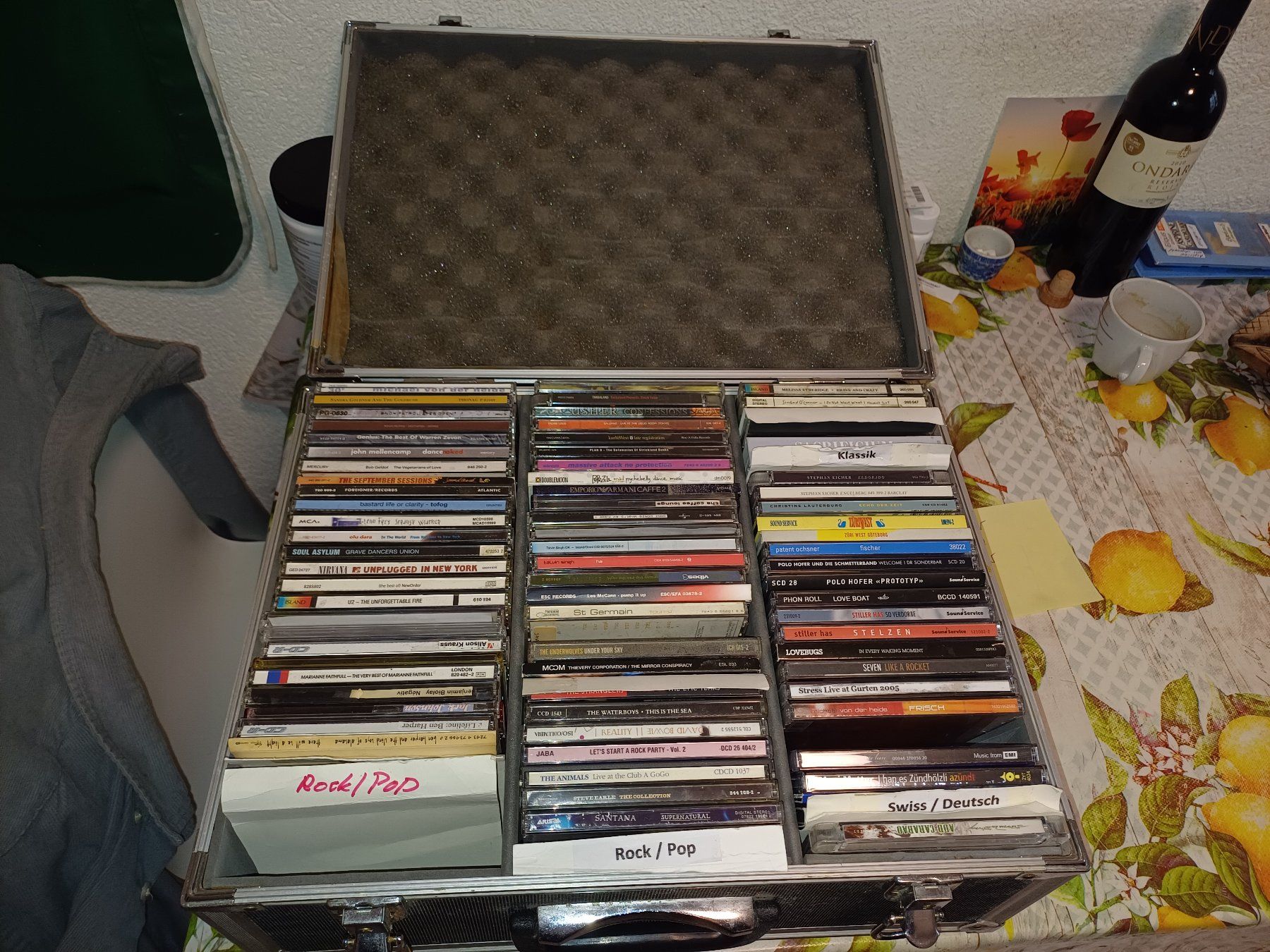 CDs: CD Koffer mit CDs – Gebraucht aus Zürich von regaflo 1