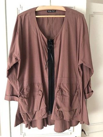 Sommerjacke, neu, ungetragen mit Blickfang Reissverschluss