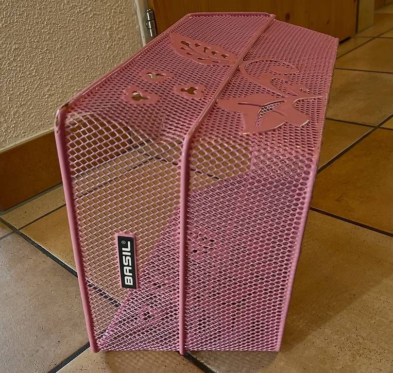 Altro per la casa: Fahrradkorb pink – Usato da Wilen b. Wil venduto da Sarah3 1