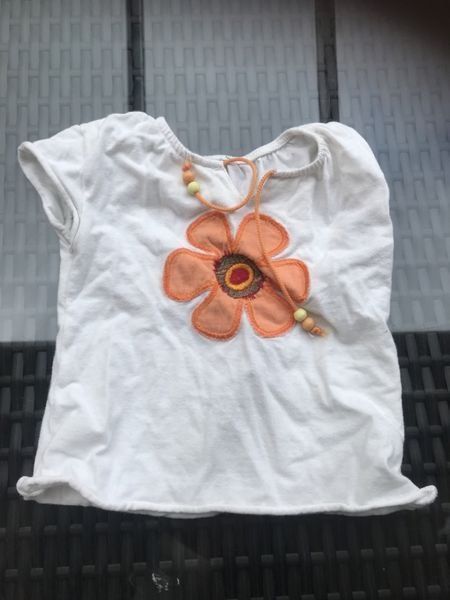 Camicette, T-shirt & Top: Mädchen T-Shirt 80 – Usato da Bergdietikon venduto da antovale