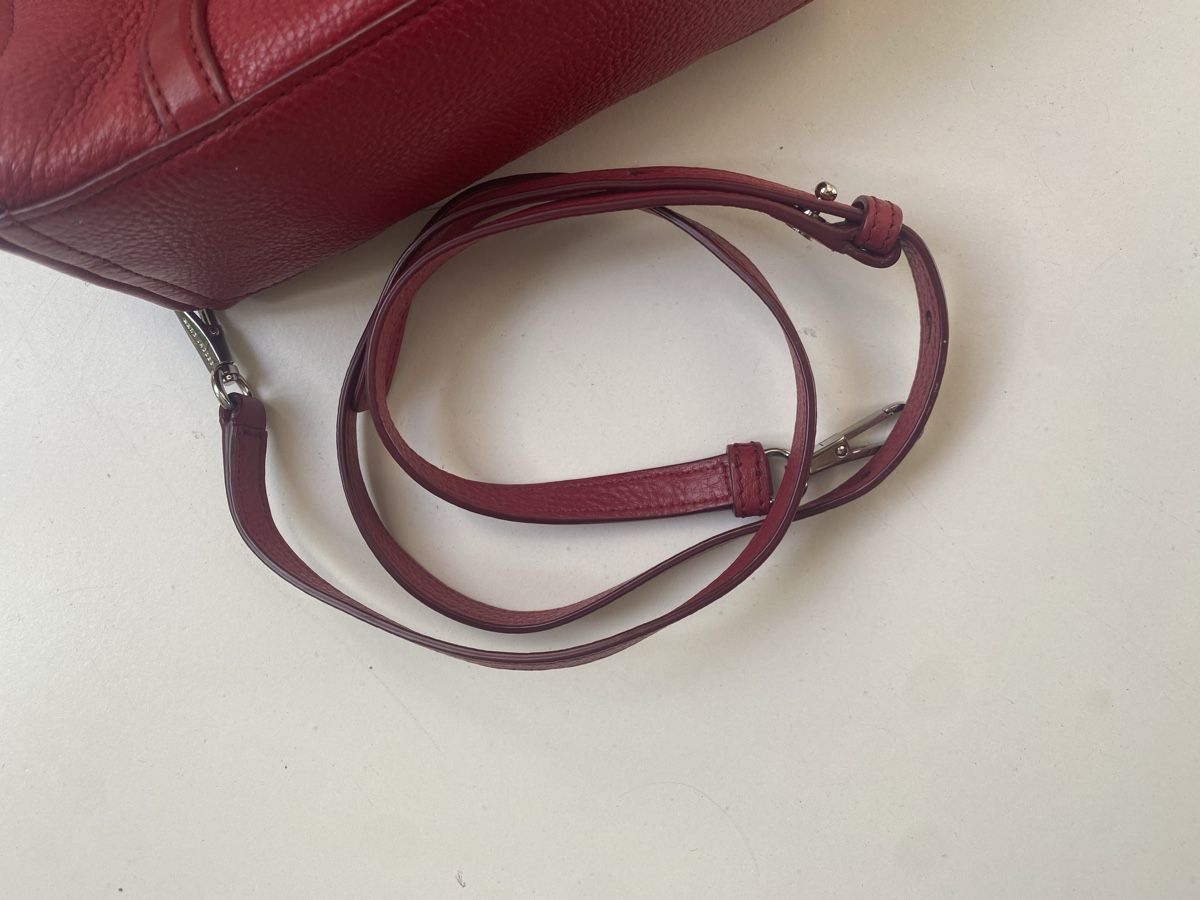 Marc Jacobs Sacs femmes: Marc Jacobs Ledertasche, Bordeauxrot – D'occasion à Widen par juinl 3