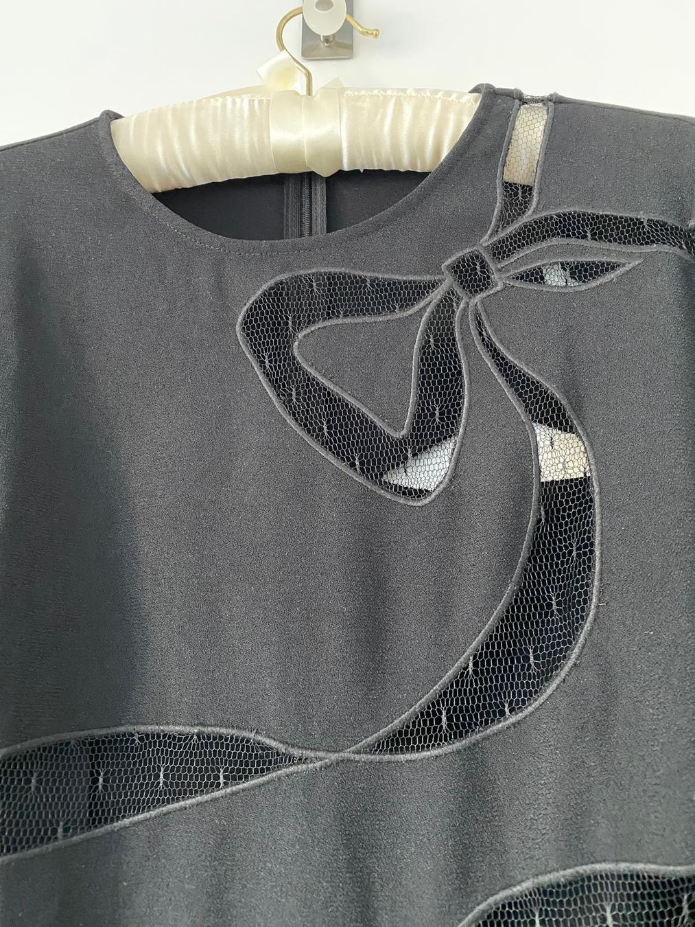 Valentino Kleider: Valentino Spa Damenkleid – Gebraucht aus Zollikon von gab_v26c 1