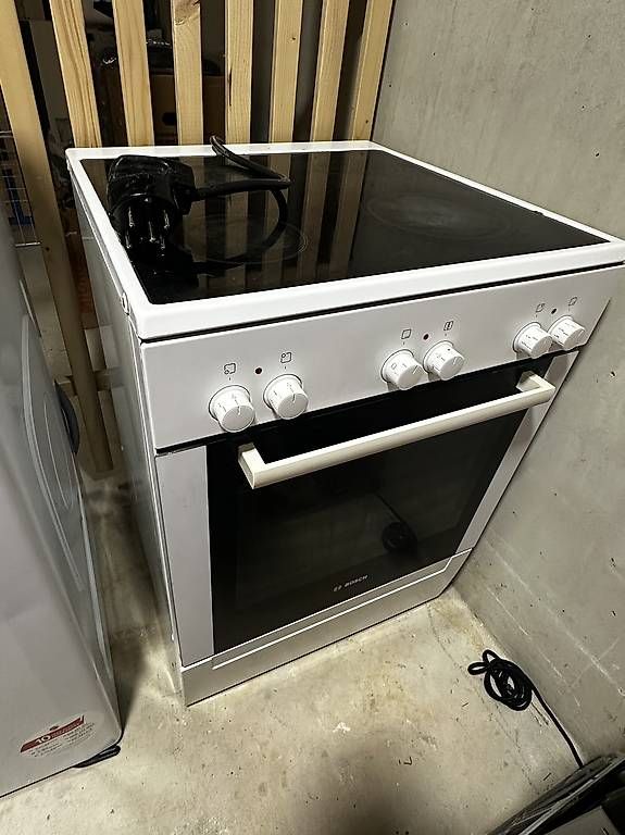 Herde: Kitchenette bosch – Gebraucht aus Bussigny von kev_z9b9