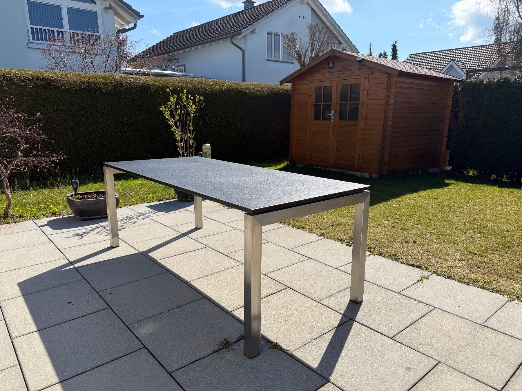 Tavoli: Granit Gartentisch mit Gartenstühle – Usato da Felben wellhausen venduto da To.el 1