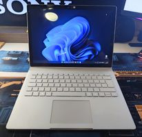 Microsoft Surface Book | i5 | 8GB | 256GB M2 NVME | Win11Pro