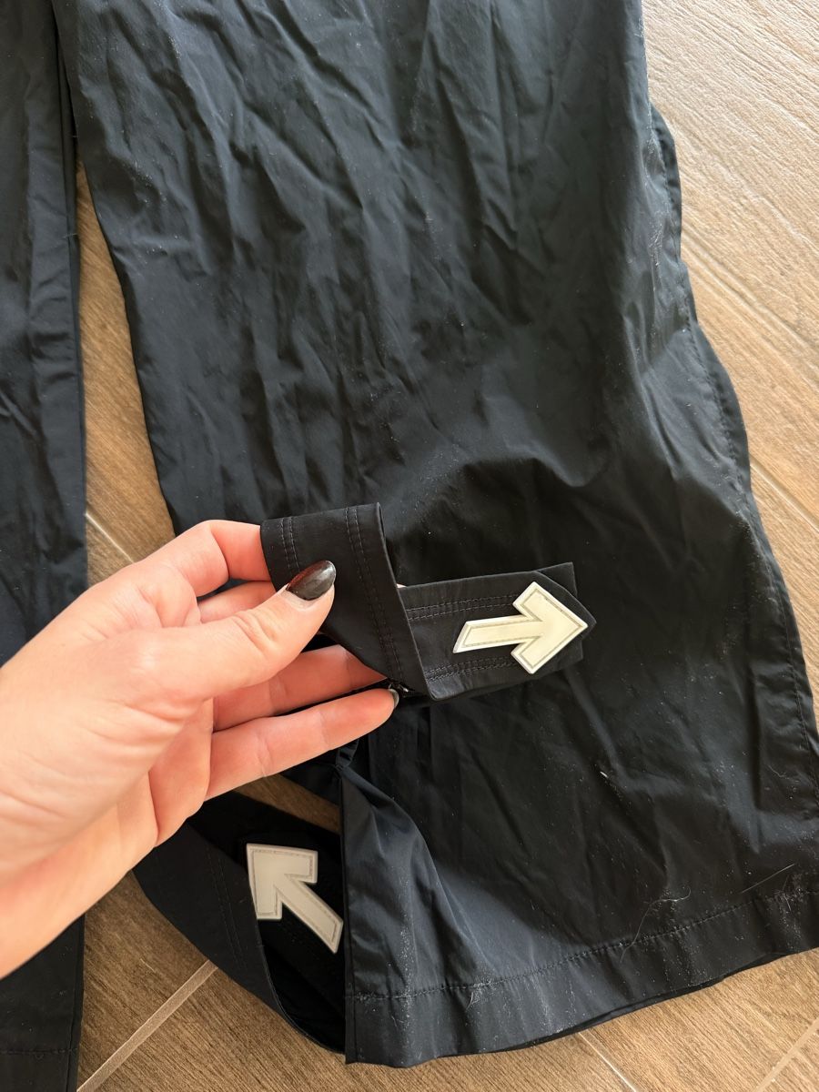 Off-White Pantaloni: Off-White Athleisure Black Pants, Size S, Great Condition! – Usato da Zürich venduto da Bellinka23 4