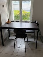 Free extendable dining table + 4 chairs  pickup by 30 Sep