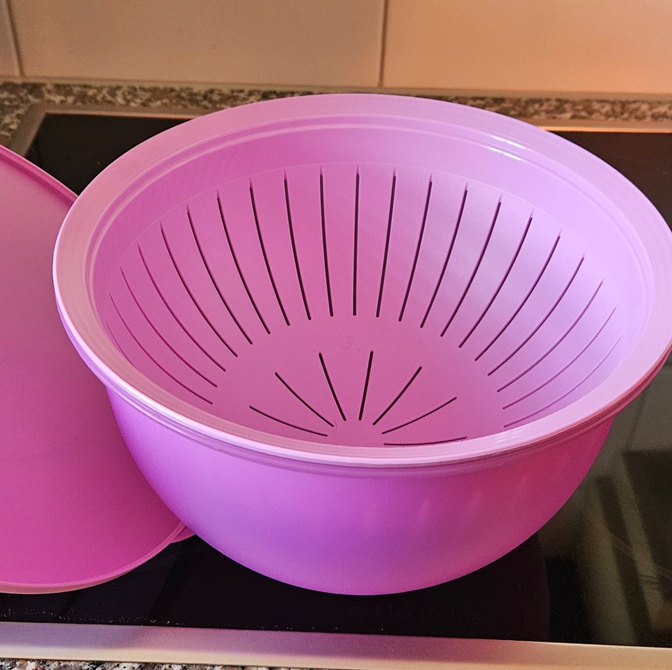 Tupperware Behälter & Ähnliches: Aqua Schüssel 4.3l /Sieb – Neu und originalverpackt aus Hasle b. Burgdorf von buddle32 4
