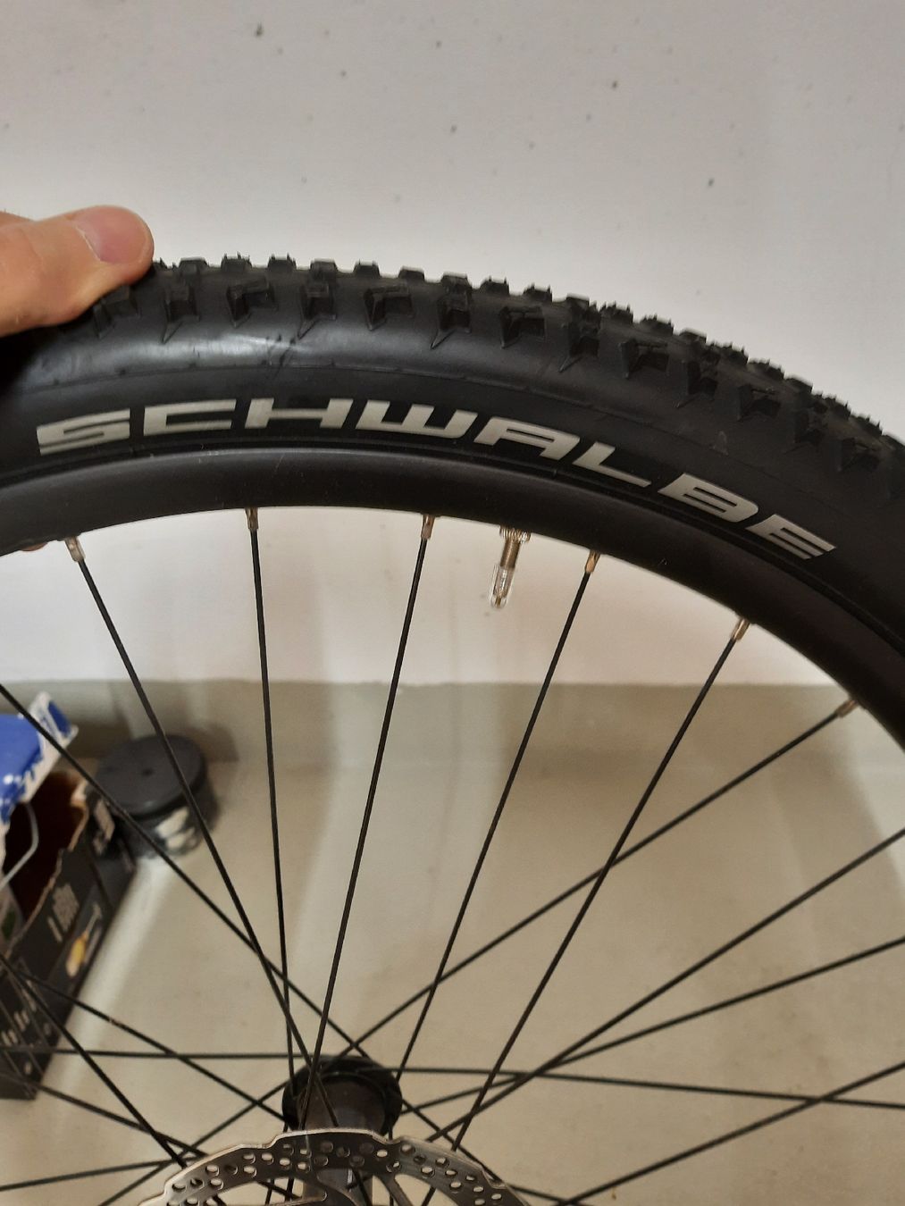 Schwalbe Pneus & Kompletträder: MTB komplett Rad Schwalbe 27.5x2.25 – Neu (gemäss Beschreibung) aus Aarau von ste_w5yp 4
