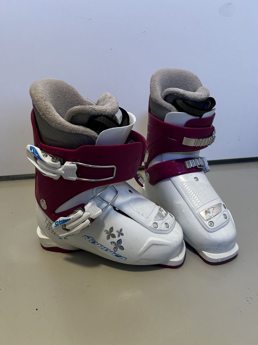 Scarpe per ragazze: Skischuhe (255mm) – Usato da Eggiwil venduto da Oesch84