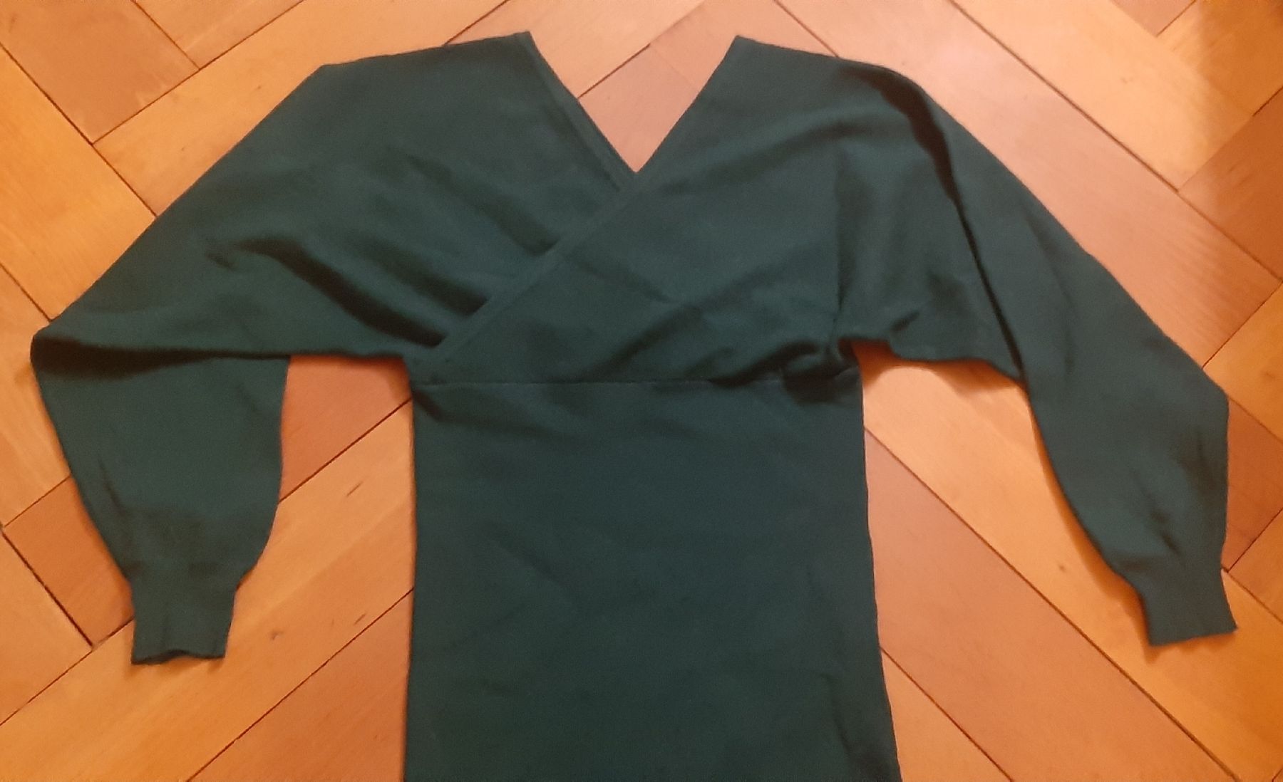 Mango Robes: MNG Elegantes Pulloverkleid Gr. S – Neuf avec emballage d'origine à Zürich par Venecia25 1
