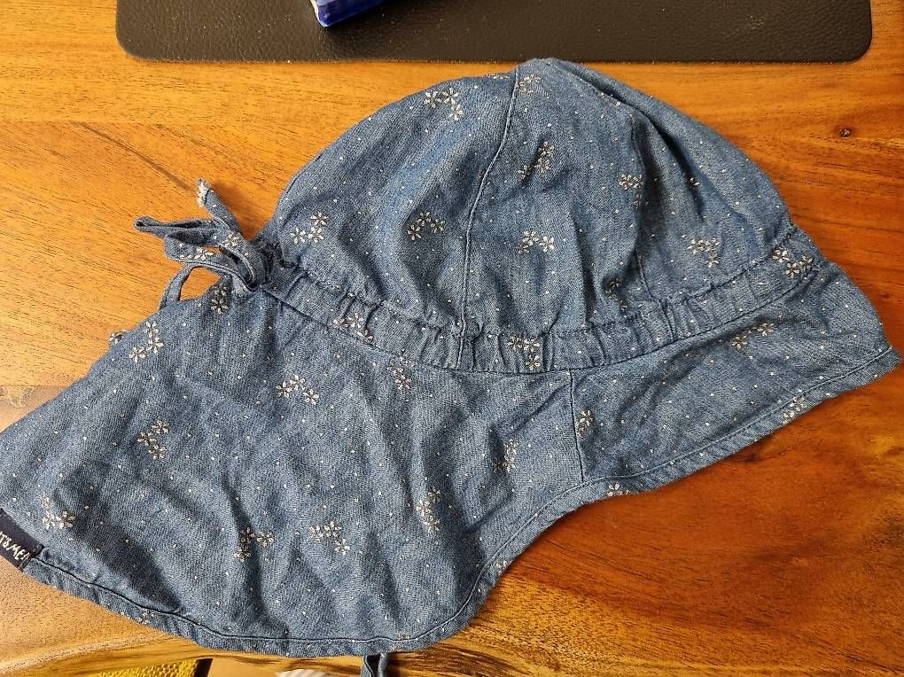 Altro abbigliamento per bambino: Sonnenhüte Kind 2er Pack – Usato da Zürich venduto da ani_qj8q 3