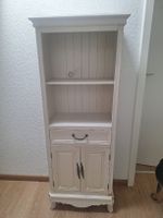 Schönes weisses Regal mit Schublade & Türen. 